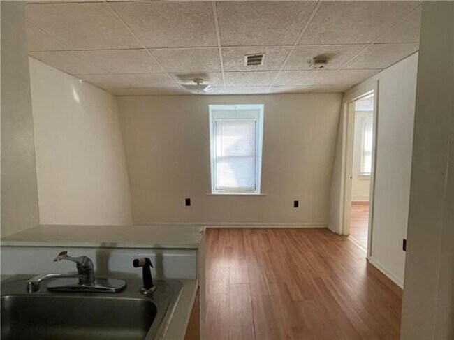 Building Photo - 50 N Delaware Dr