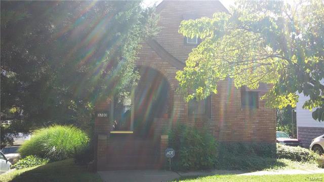 Building Photo - 3703 Aberdeen Ave