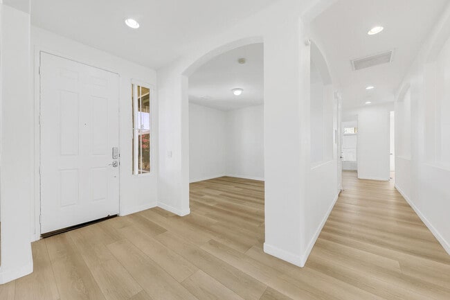 Foto del edificio - 81441 Avenida Gonzales