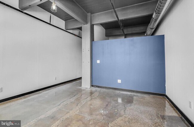Foto del edificio - 1701 Tulip St
