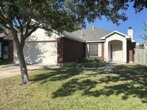 Building Photo - 210 Bailey Loop