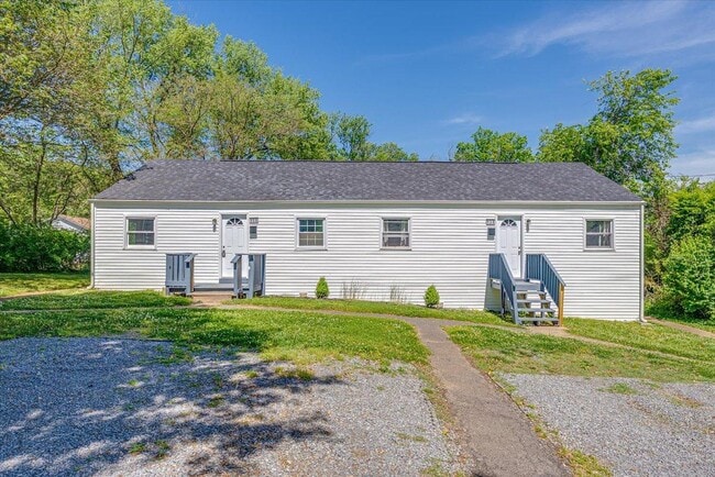 Building Photo - 158 Hamilton Cir