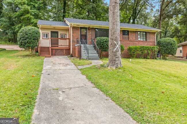Building Photo - 2788 Lancaster Dr