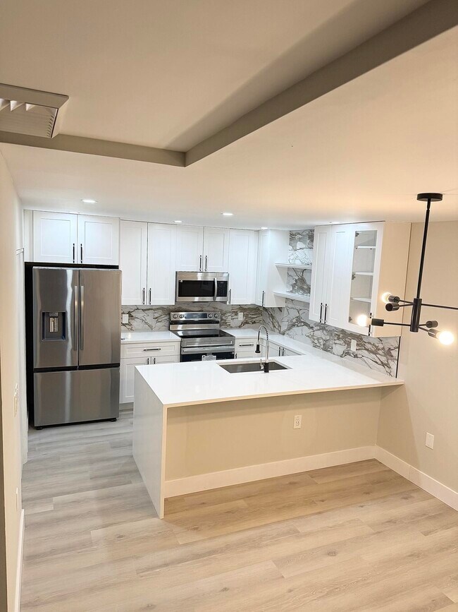Building Photo - 205 Charter Way