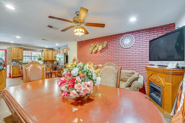 Foto del edificio - 281 W 18th St
