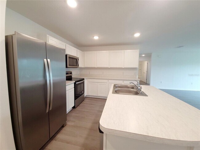 Foto del edificio - 14639 SW 24th Court Rd