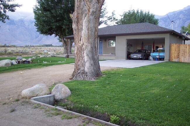 Foto del edificio - 2501 N Round Valley Rd