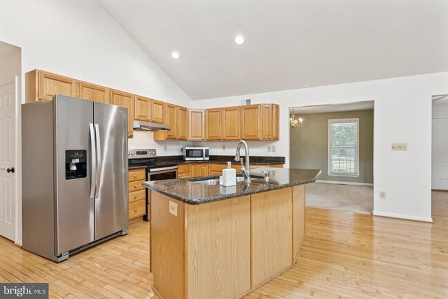 Foto del edificio - 14610 Balsam Ct