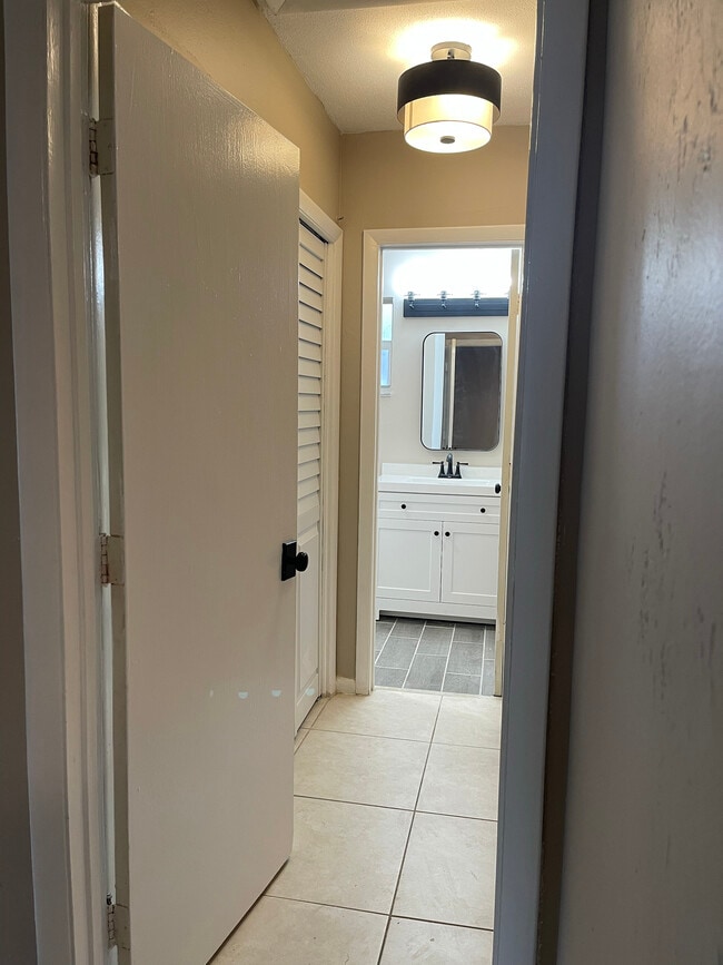 Master bath from hall - 186 NW 4th Ave