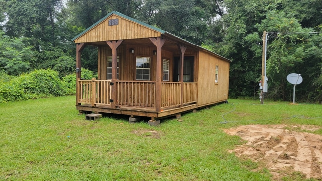 Building Photo - 621 St Luke Church Rd