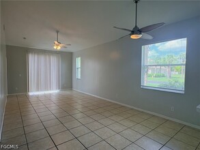 Building Photo - 3619 Pine Oak Cir