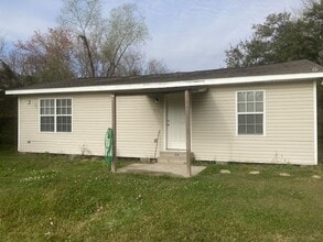 Building Photo - 7055 Bell Cir
