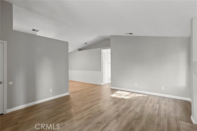 Building Photo - 39472 Long Ridge Dr