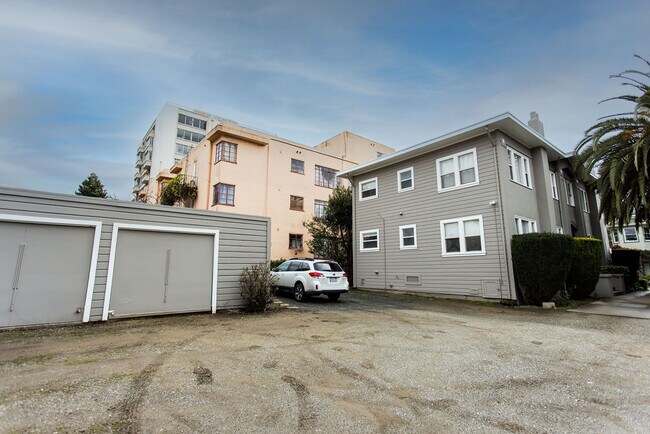 Foto del edificio - 2329 Parker St