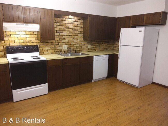 Building Photo - 602 Boxwood Dr