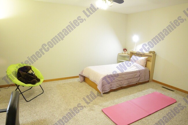 Building Photo - Now leasing for August!