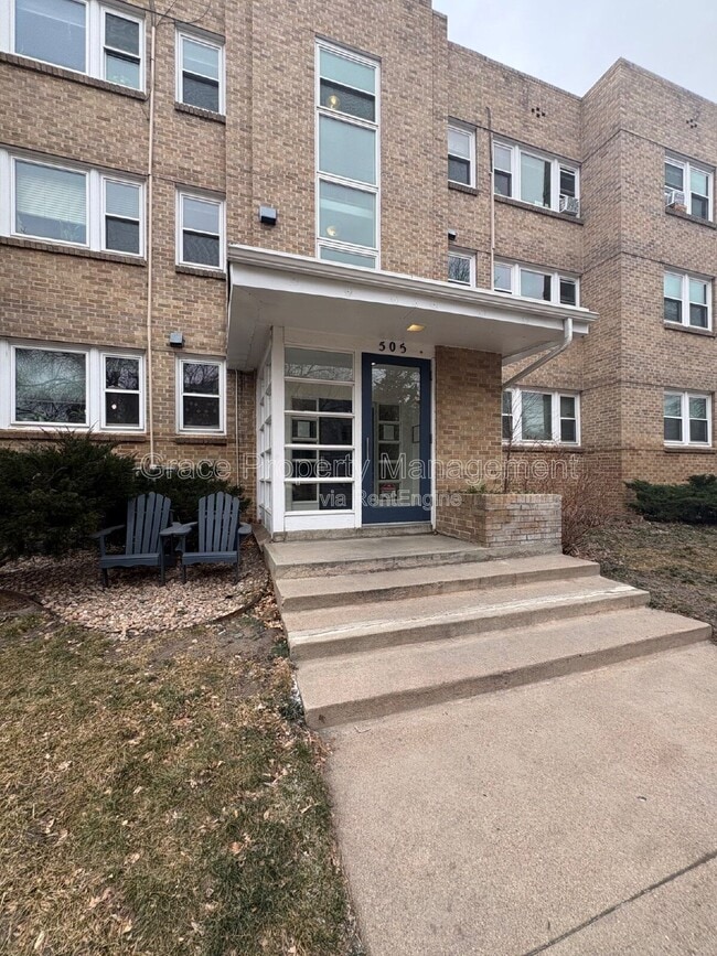 Building Photo - 505 Logan St