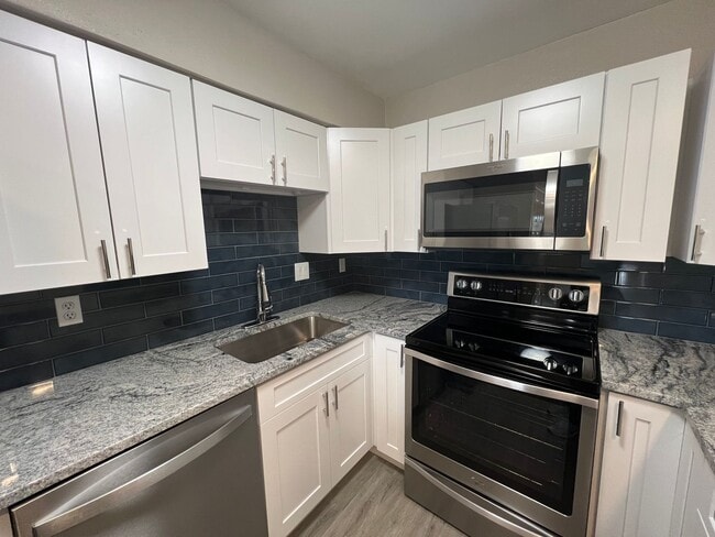 Photo - Spacious 2-Bed, 2-Bath Condo in Desirable ...