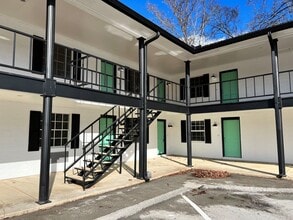 Building Photo - 2845 Dayton Blvd