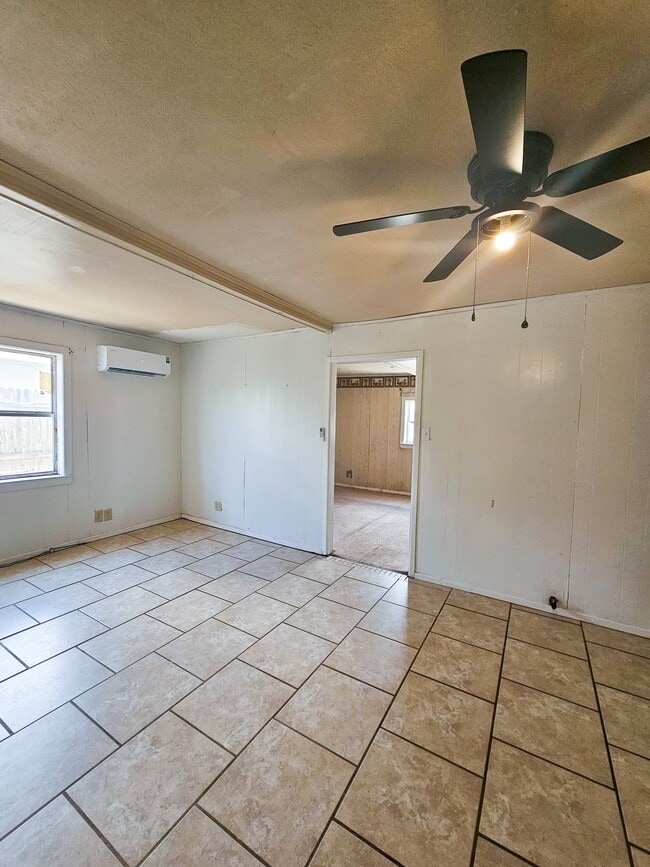 DEN/DINING ROOM - 709 S Benton St