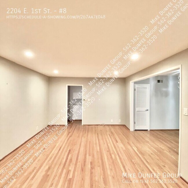 Building Photo - Bluff Park One Bedroom Condo - A Block Awa...