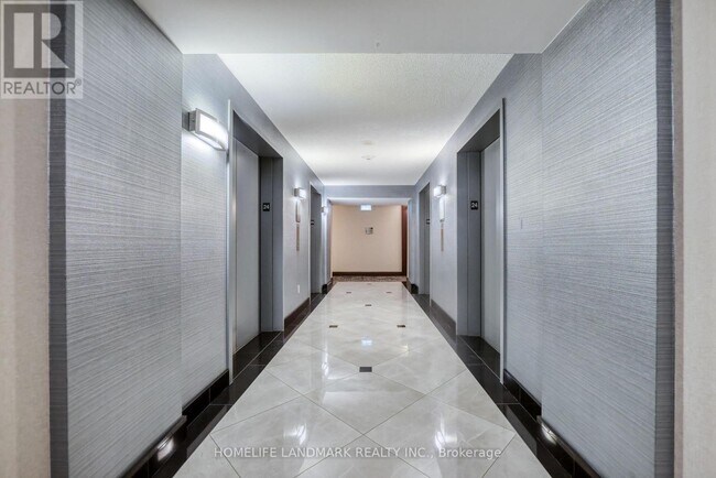 Building Photo - 2181 Yonge St