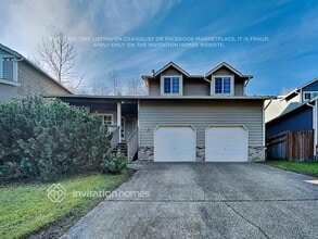 Building Photo - 14904 Woodland Ave E