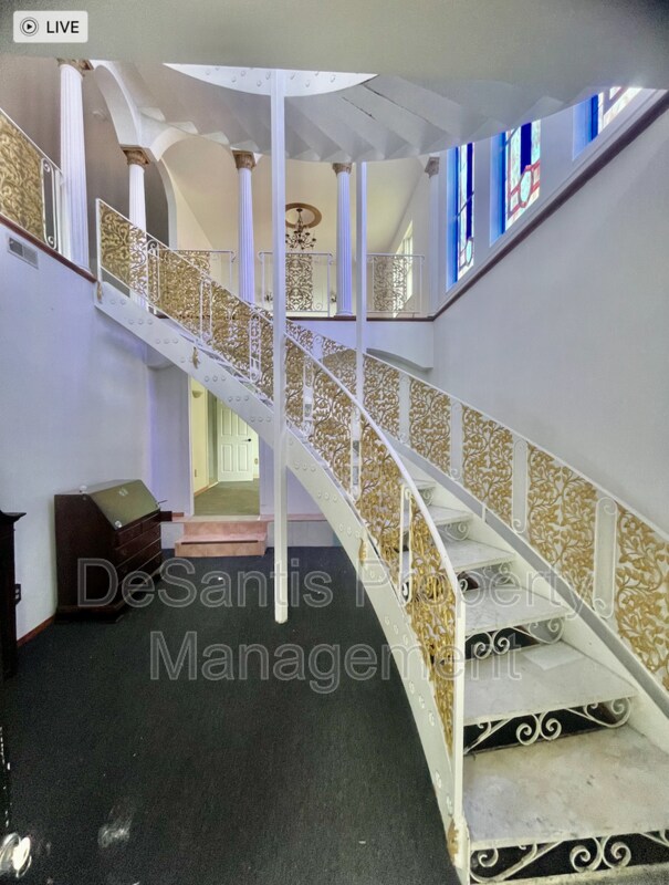 Foto del edificio - 2313 Athena St