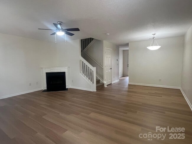 Building Photo - 123 Delargy Cir
