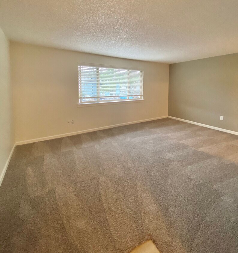 5906 158th Avenue Ct E Unit C, Sumner, WA 98390 Apartments in Sumner