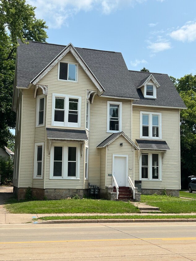 Primary Photo - 534 Jackson St