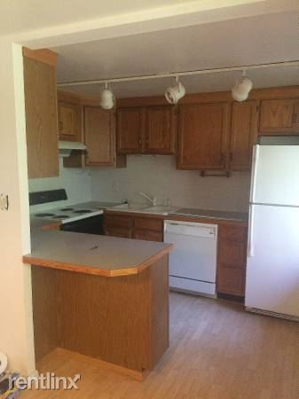 Foto principal - 745 Thomas Dr