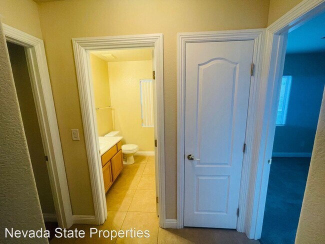 Building Photo - 4 br, 2 bath House - 2260 SMOKEY SKY DR