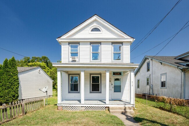 Foto del edificio - 3 Bedroom/1.5 Bath Northside Home ***Avail...