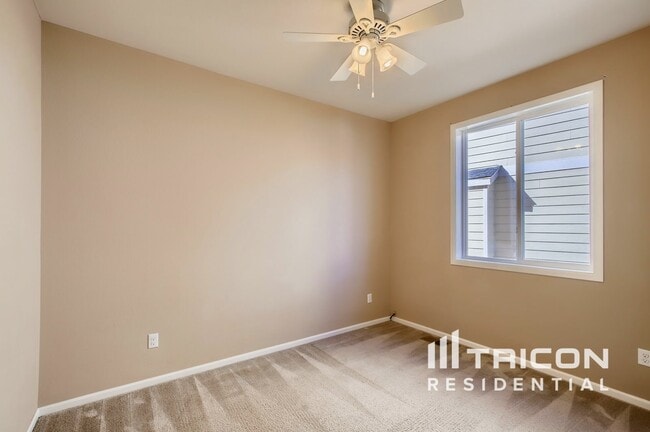 Building Photo - 7682 Sabino Ln