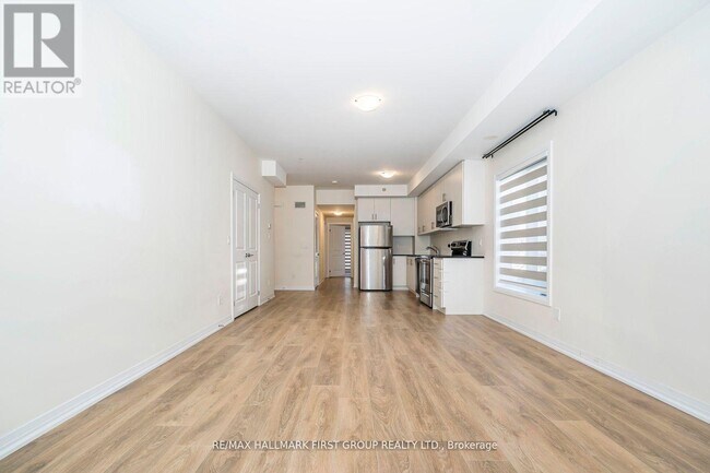 Photo du bâtiment - 212-2635 WILLIAM JACKSON DRIVE