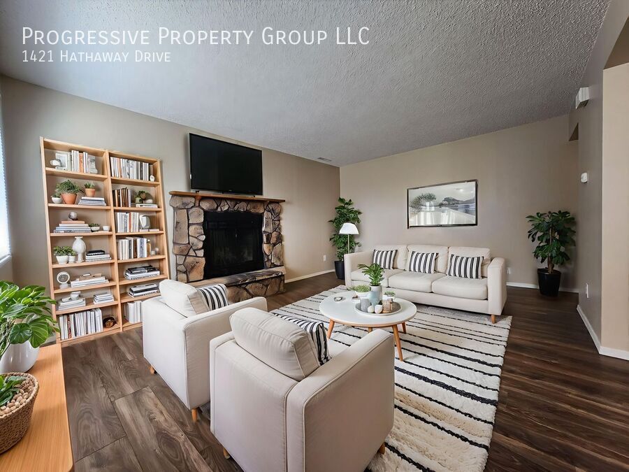 Photo - 1421 Hathaway Drive-