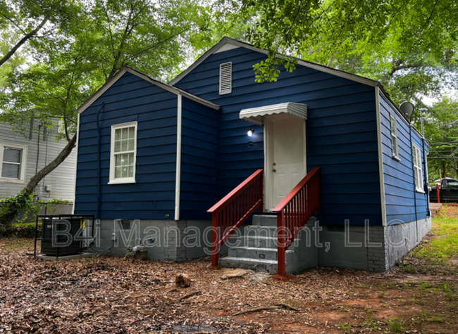 Building Photo - 511 Alford St