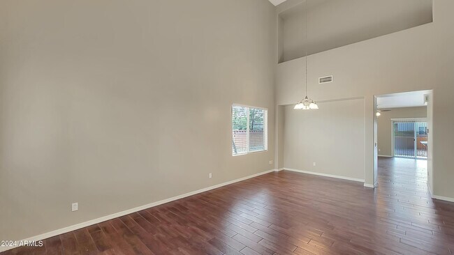 Foto del edificio - 9037 W Plum Rd
