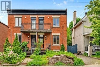 Building Photo - 100 Russell Ave