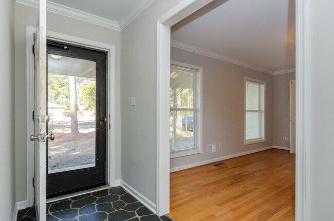Building Photo - 5102 Clear Run Dr