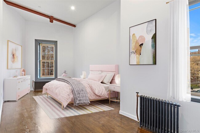 Foto del edificio - 2610 Third Ave