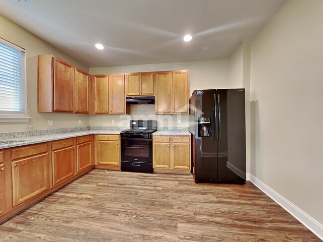 Foto del edificio - 8811 Shadowglen Dr