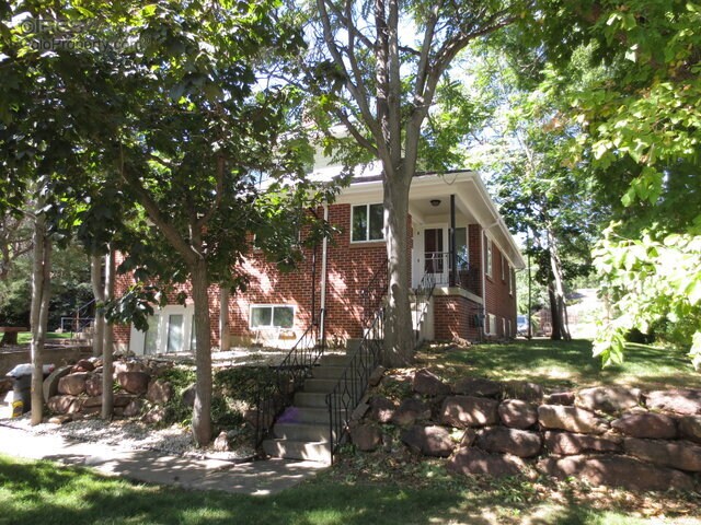 Building Photo - 745 18th St