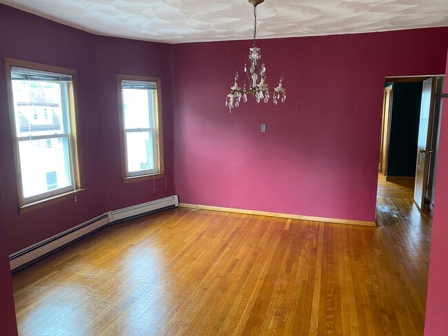 Building Photo - 28 Wolcott St