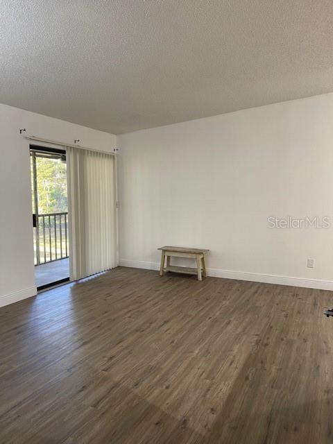 Foto del edificio - 3223 Fox Chase Cir