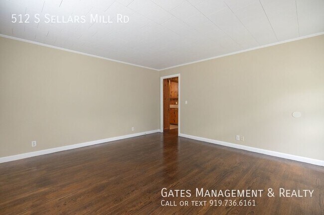 Building Photo - Nice home in Burlington -