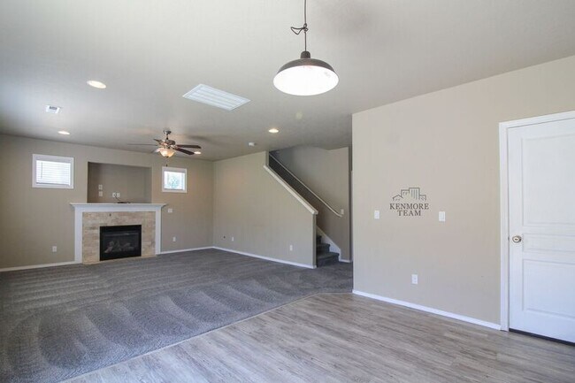 Building Photo - 1449 Purple Sage St