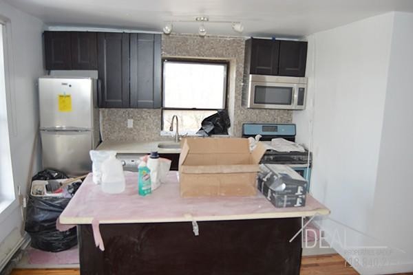Building Photo - 4 bedroom in Brooklyn NY 11211