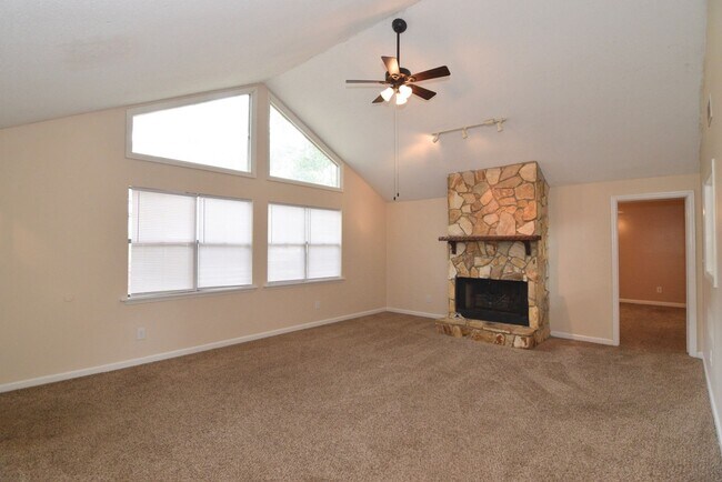 Building Photo - 4154 Arlington Rd